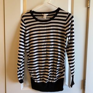 H&M mama maternity sweater